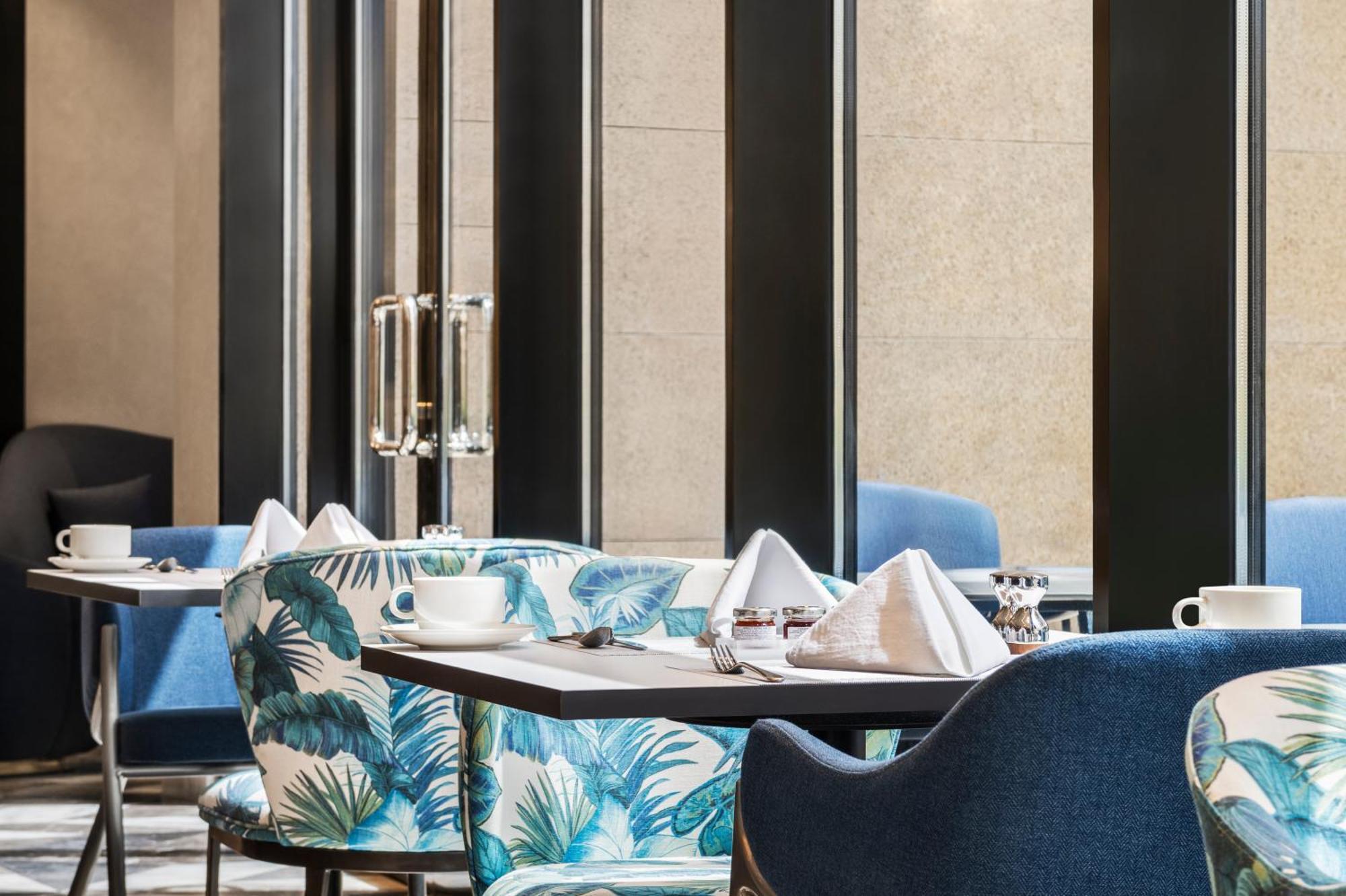 Mercure Al Anoud Hotel 4*